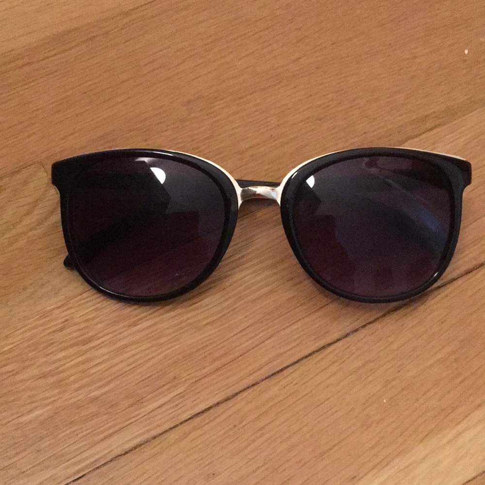 Francesca’s Sunglasses